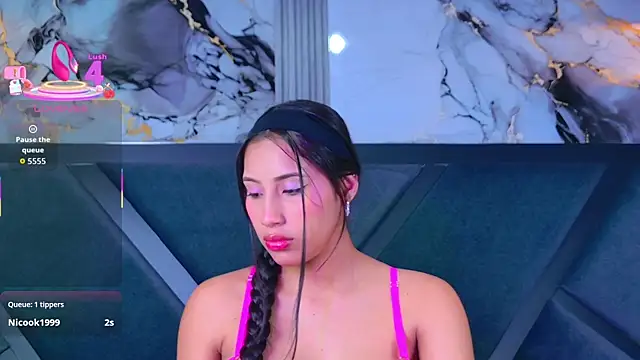 Snapshot of YesyHills chatting on September 30, 7:09 pm YesyHills online show from September 30, 7:09 pm