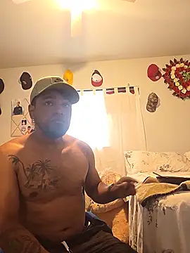 guajiro276565 online show from May 20, 6:05 pm