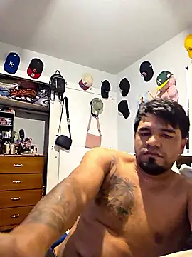 guajiro276565 online show from May 26, 5:22 pm