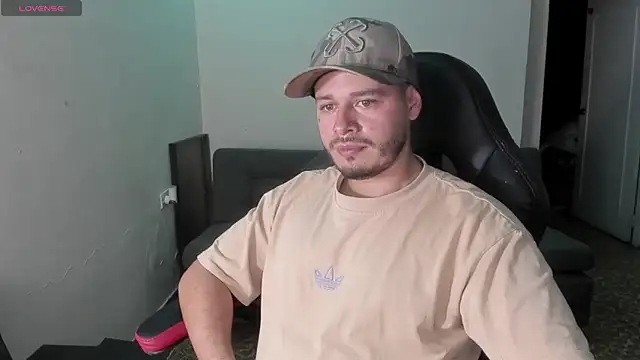 Snapshot of ragnar_lothbrok777 chatting on September 23, 11:23 pm ragnar lothbrok777 online show from September 23, 11:23 pm