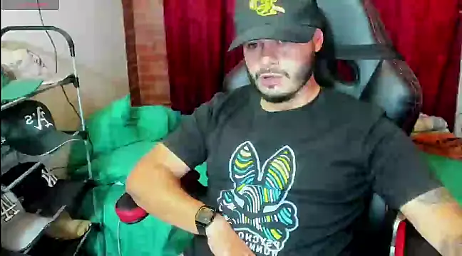 Snapshot of ragnar_lothbrok777 chatting on March 6, 5:46 am ragnar lothbrok777 online show from March 6, 5:46 am