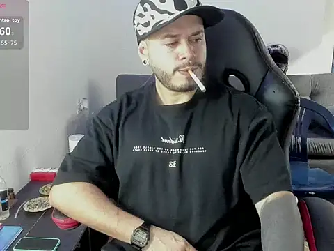 ragnar lothbrok777 online show from February 5, 9:43 pm