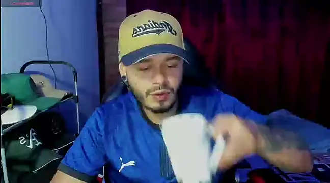 Snapshot of ragnar_lothbrok777 chatting on February 22, 12:49 am ragnar lothbrok777 online show from February 22, 12:49 am