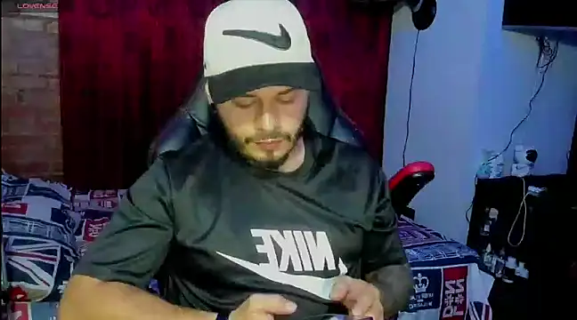 Snapshot of ragnar_lothbrok777 chatting on February 19, 2:01 am ragnar lothbrok777 online show from February 19, 2:01 am