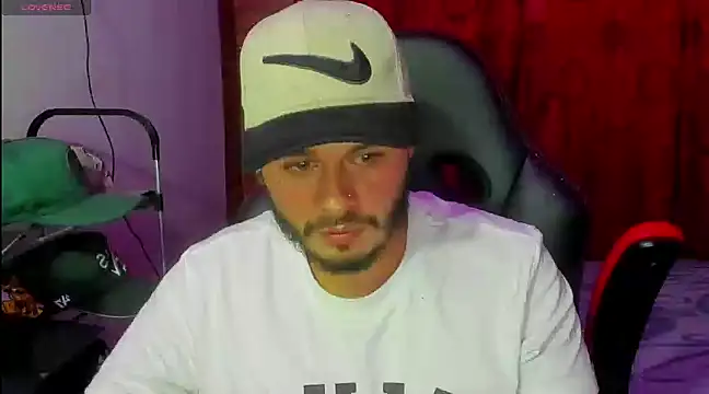 Snapshot of ragnar_lothbrok777 chatting on March 11, 4:51 am ragnar lothbrok777 online show from March 11, 4:51 am