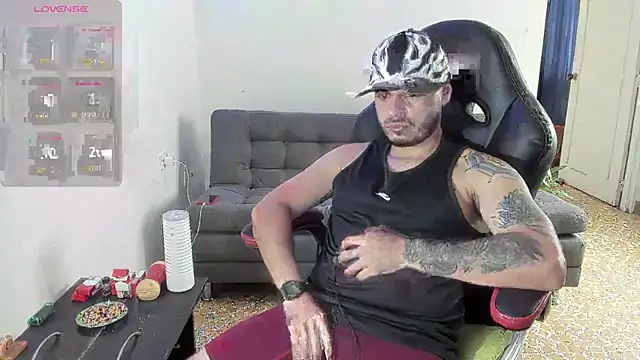 Snapshot of ragnar_lothbrok777 chatting on October 8, 7:25 pm ragnar lothbrok777 online show from October 8, 7:25 pm