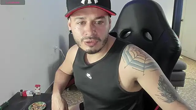 Snapshot of ragnar_lothbrok777 chatting on September 29, 8:14 pm ragnar lothbrok777 online show from September 29, 8:14 pm