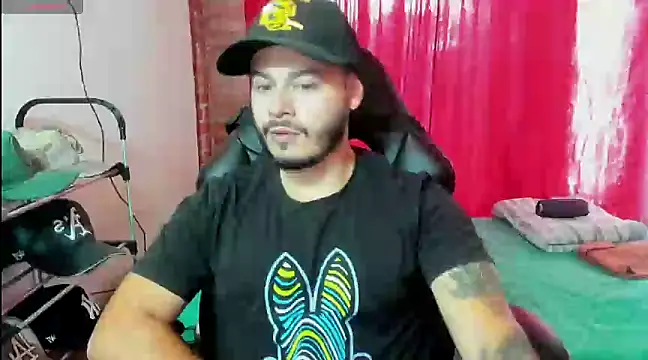 Snapshot of ragnar_lothbrok777 chatting on March 5, 7:49 pm ragnar lothbrok777 online show from March 5, 7:49 pm