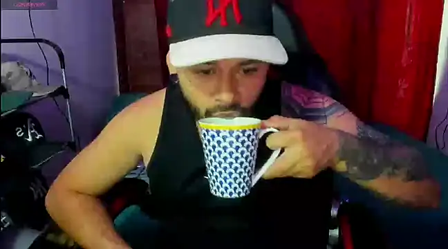 Snapshot of ragnar_lothbrok777 chatting on March 6, 9:42 pm ragnar lothbrok777 online show from March 6, 9:42 pm