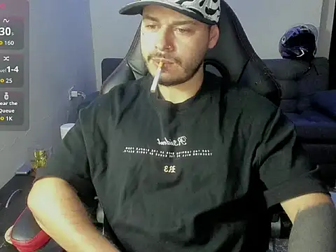 ragnar lothbrok777 online show from March 16, 3:14 am