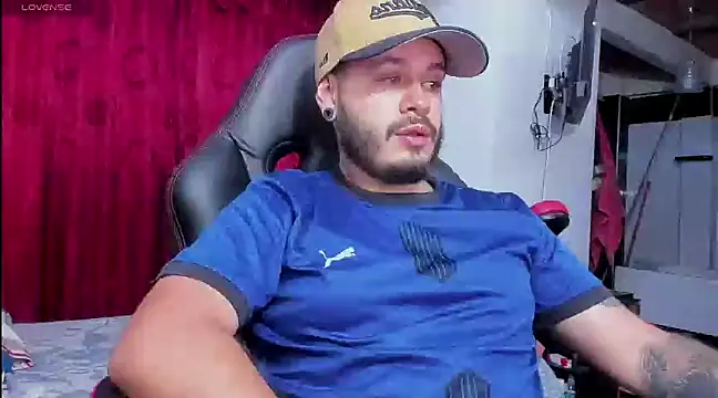 Snapshot of ragnar_lothbrok777 chatting on March 22, 5:06 am ragnar lothbrok777 online show from March 22, 5:06 am