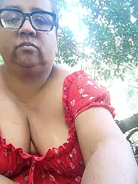 erinadarling79 online show from March 30, 1:12 pm