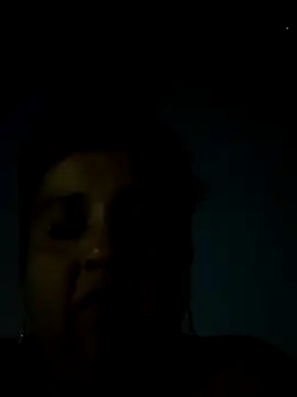 Snapshot of erinadarling79 chatting on March 19, 1:43 am erinadarling79 online show from March 19, 1:43 am