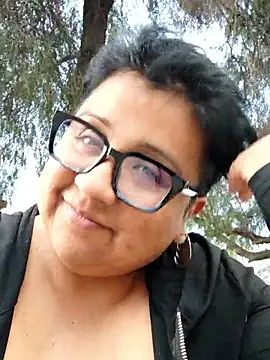 Snapshot of erinadarling79 chatting on September 25, 10:05 pm erinadarling79 online show from September 25, 10:05 pm