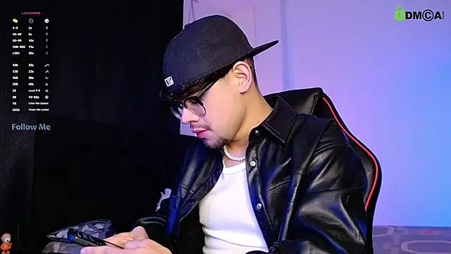 Snapshot of isaac-saenz chatting on November 1, 10:03 pm isaac-saenz online show from November 1, 10:03 pm