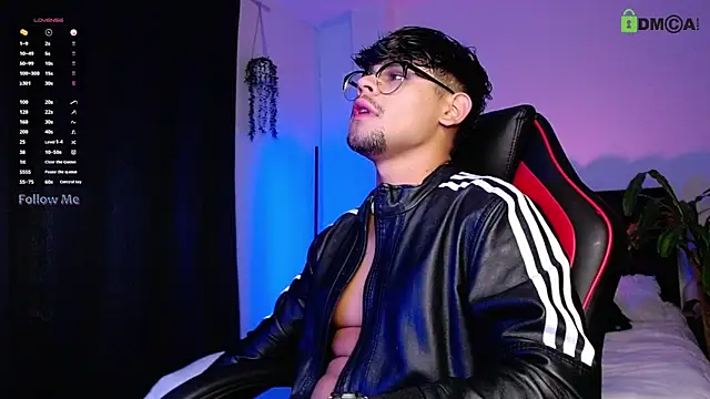 Snapshot of isaac-saenz chatting on September 17, 10:12 pm isaac-saenz online show from September 17, 10:12 pm