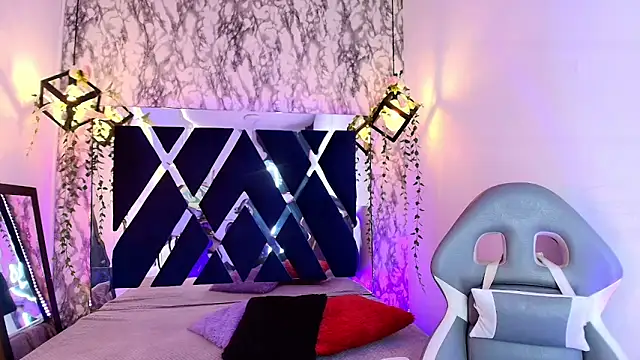 charlotte bluee online show from May 30, 6:46 pm
