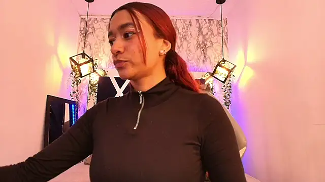 charlotte bluee online show from January 5, 6:55 pm