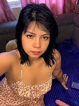 Snapshot of ZafiroKlein chatting on December 5, 7:34 pm ZafiroKlein online show from December 5, 7:34 pm