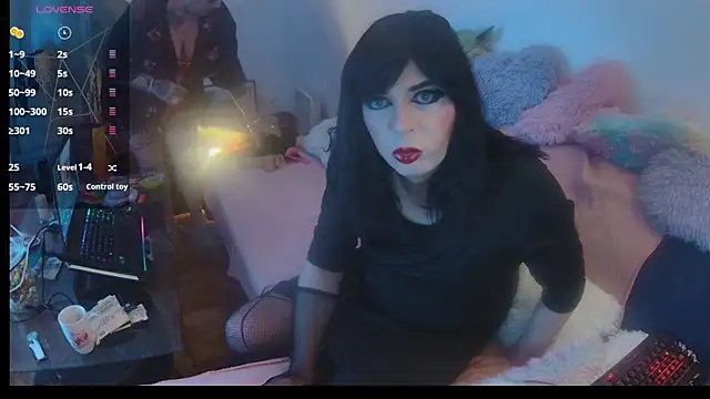 MissNadiaX06 online show from March 17, 10:40 pm