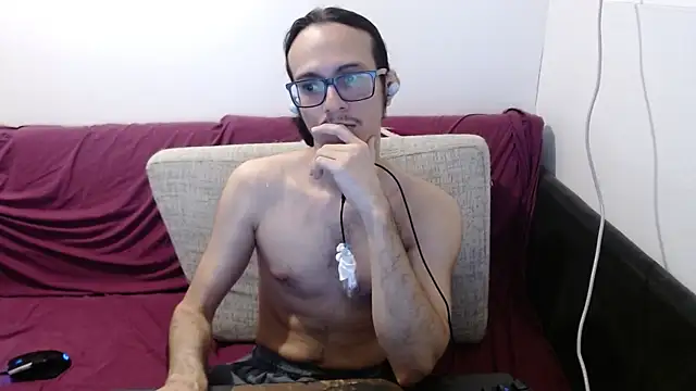 cholitohermoso online show from July 22, 2:30 pm