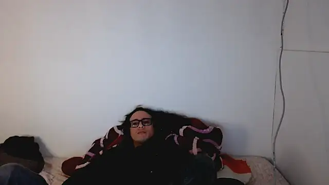 Snapshot of cholitohermoso chatting on October 7, 2:07 pm cholitohermoso online show from October 7, 2:07 pm