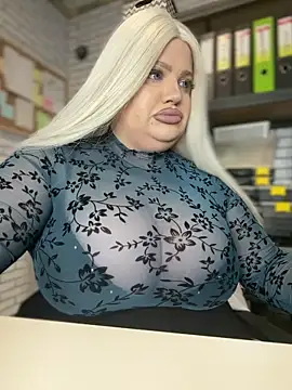 Snapshot of Eliaden chatting on March 3, 4:52 am Eliaden online show from March 3, 4:52 am