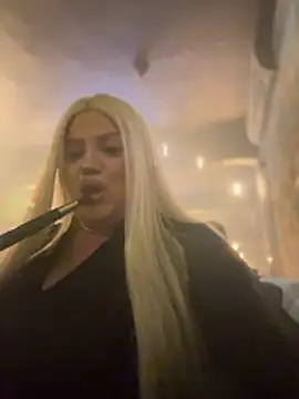 Eliaden online show from April 3, 4:13 pm