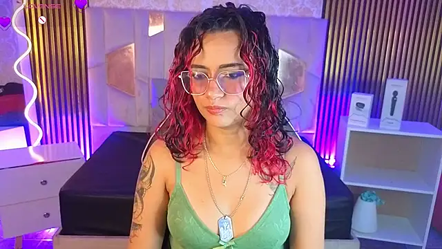 kristen tay online show from March 11, 3:33 am