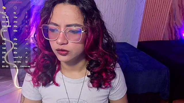 kristen tay online show from May 22, 3:04 am