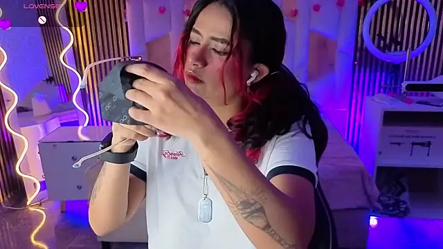 kristen tay online show from March 31, 3:19 am