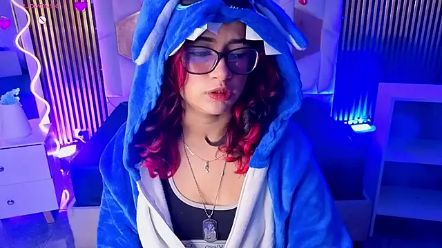 kristen tay online show from February 26, 3:17 am