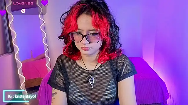Snapshot of kristen_tay chatting on September 14, 3:29 am kristen tay online show from September 14, 3:29 am