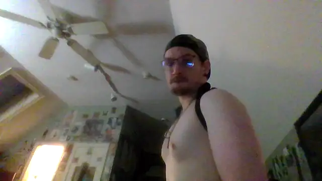 Snapshot of Sk00byJaXxX212 chatting on March 11, 11:58 pm Sk00byJaXxX212 online show from March 11, 11:58 pm