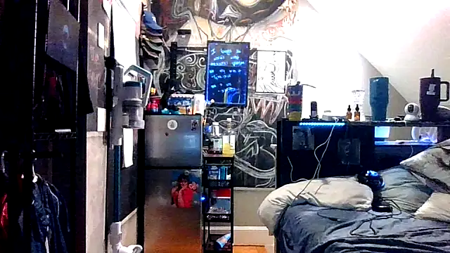 Sk00byJaXxX212 online show from June 10, 8:48 am