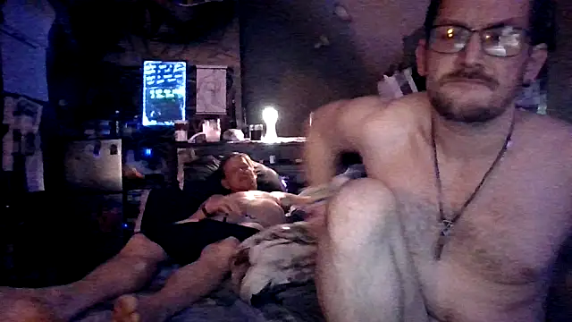 Sk00byJaXxX212 online show from April 19, 2:23 am