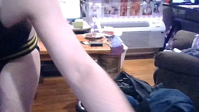 Sk00byJaXxX212 online show from January 8, 10:43 am