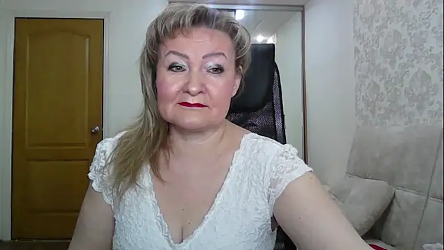 Victoria secrets  online show from February 7, 3:53 pm