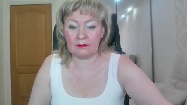 Victoria secrets  online show from June 1, 5:40 am