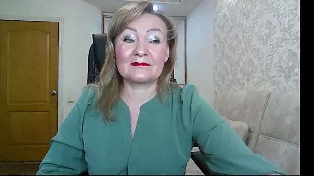 Victoria secrets  online show from October 15, 6:22 am