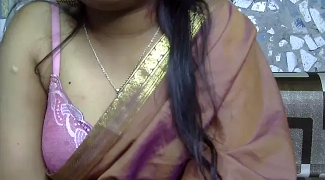 BROUNGIRLKAVYA online show from March 18, 10:28 am