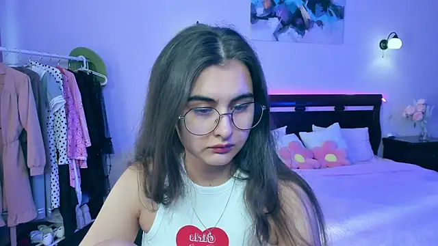 Snapshot of GabriellaMays chatting on February 19, 8:22 am GabriellaMays online show from February 19, 8:22 am