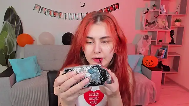 GabriellaMays online show from November 2, 5:12 am