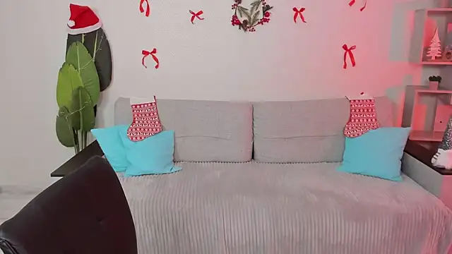 GabriellaMays online show from January 12, 5:14 am