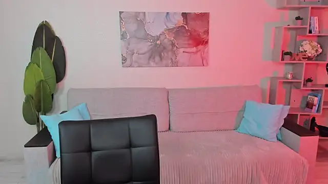 GabriellaMays online show from November 15, 5:11 am