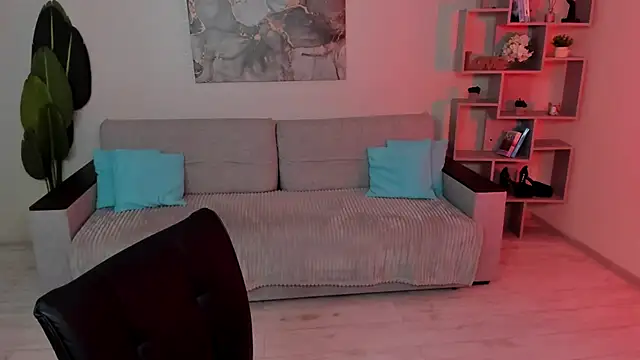 GabriellaMays online show from April 11, 5:15 am