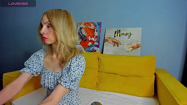 Tasha-Grey online show from February 16, 1:47 am