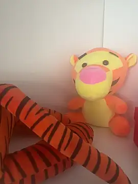 AlexFuck 79 online show from February 21, 9:02 am