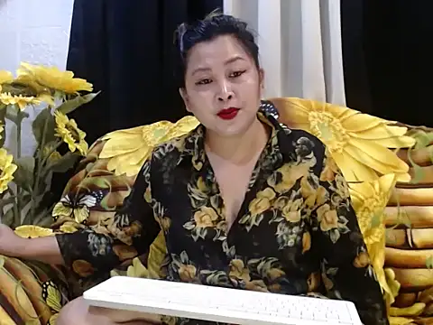 UrSweetClassyPinay online show from December 22, 10:48 am