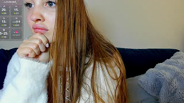 KateLibby online show from November 17, 5:22 am